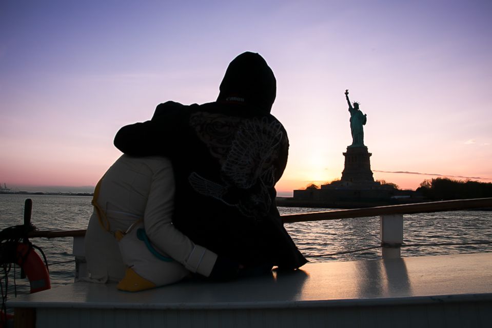 Nyc: Statue of Liberty Day Sail With Onboard Bar - Shearwater Specs