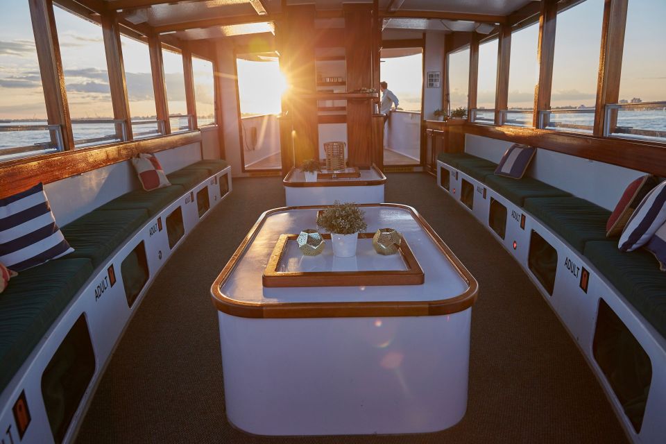 Nyc: Sunset Cruise on a Small Yacht With a Drink - Highlights