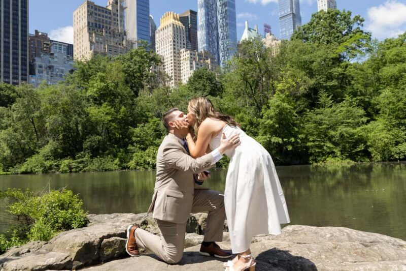 NYC: Surprise Proposal Photoshoot - Capture the Yes Forever - Why This Proposal Photoshoot Works for You