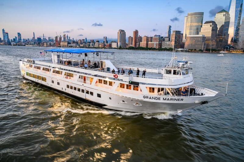 NYC: Tall Ships Parade of Sail, July 4th Buffet & Open Bar - An In-Depth Look at the Experience