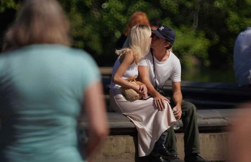 NYC: Valentines Day Central Park Tour by Heated Rickshaw - An In-Depth Look at the Experience