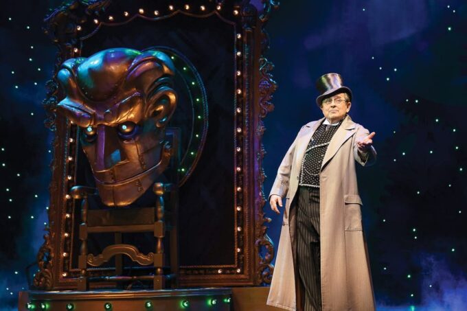 NYC: Wicked Broadway Tickets - Food and Beverage Options