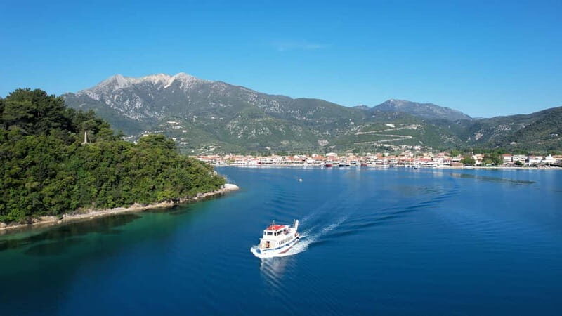 Nydri: Island Hopping Boat Cruise with Beach BBQ Lunch - Who Should Consider This Tour?