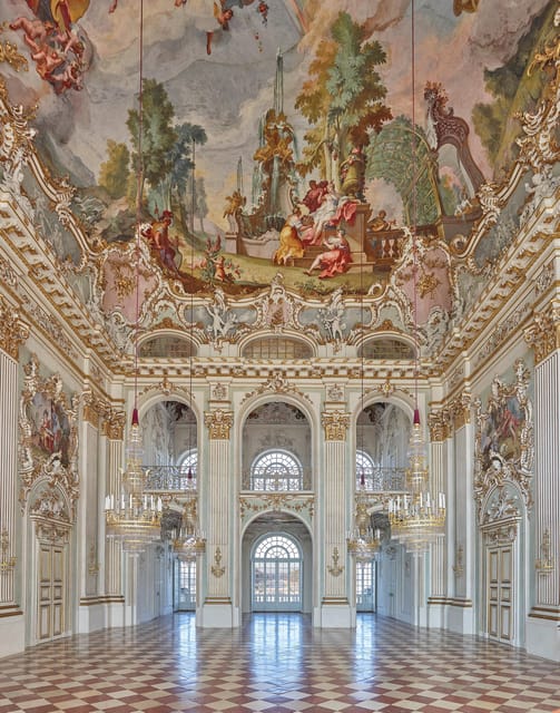 Nymphenburg classical music à la Mozart - Key Points