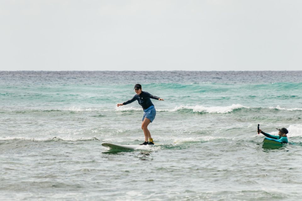 Oahu: Beginner-Friendly Waikiki Beach Surfing Lesson - Highlights of the Experience