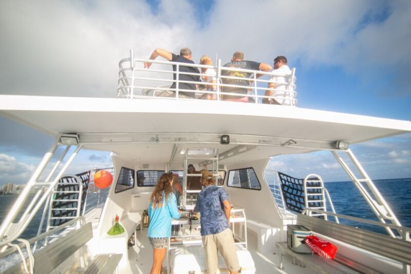 Oahu: BYOB or Cash Bar Waikiki Sunset Cruise - The Value of the Waikiki Sunset Cruise