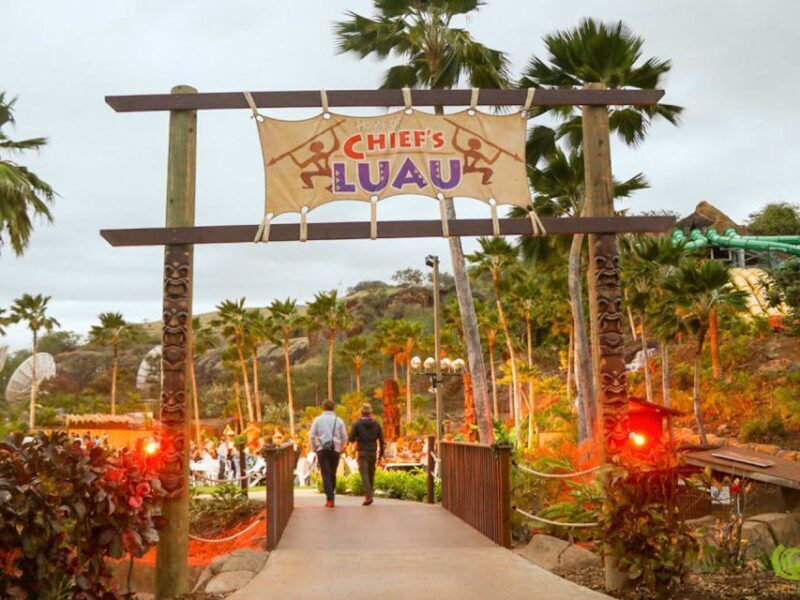 Oahu: Chief's Luau Dinner Show - FAQ