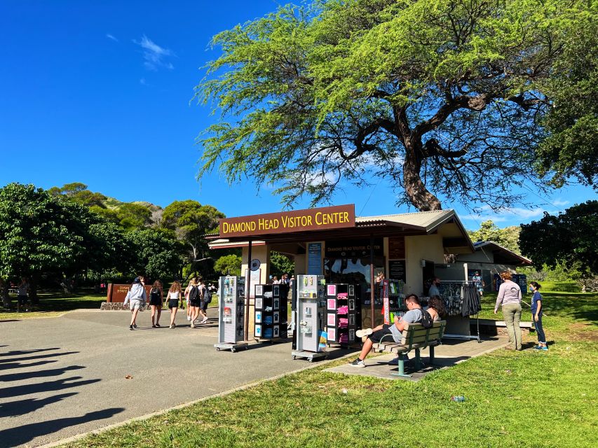 Oahu: Diamond Head Crater Trailhead Transfer & Entry Fee - Highlights