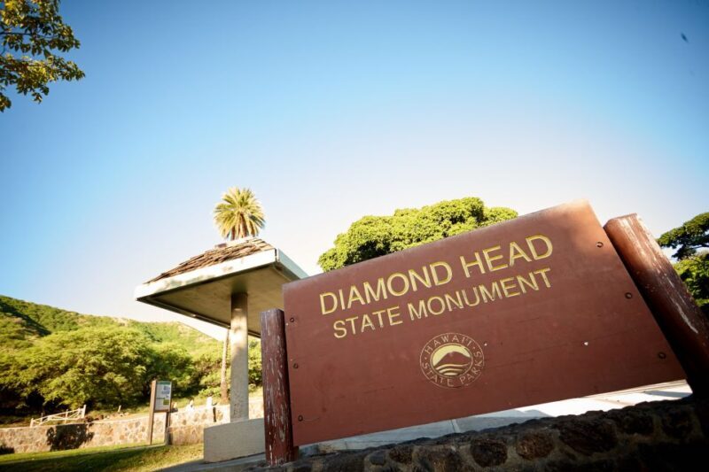 Oahu: Diamond Head Hike with Roundtrip Transportation - A Closer Look at the Experience