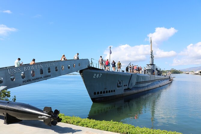 Oahu Explorer Pass: Save up to 50% - Includes Waikiki Cruise - Using the Go City App With the Oahu Explorer Pass
