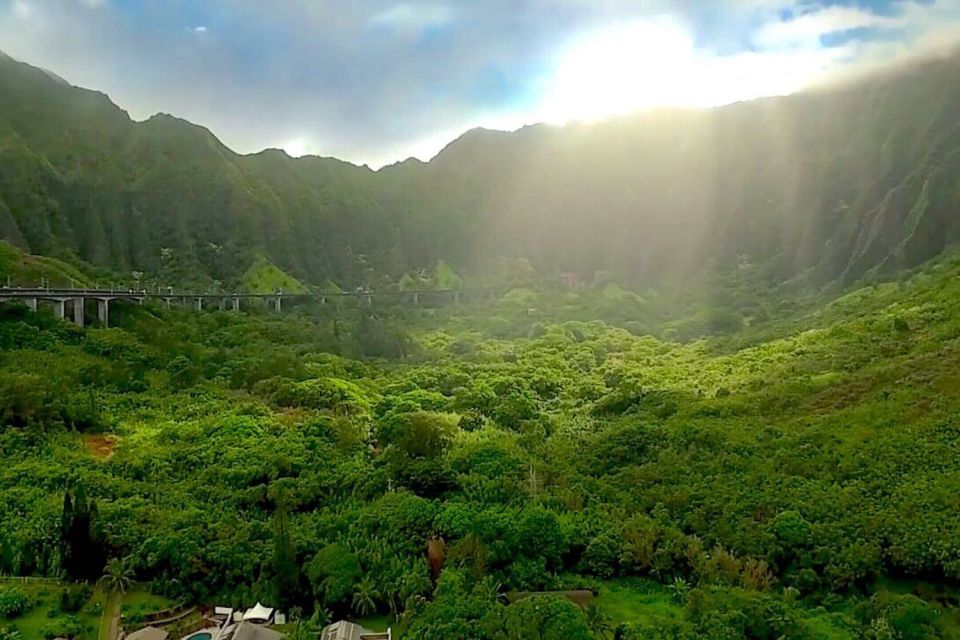 Oahu: Guided Tour of North Shore and Waimea Botanical Garden - Key Points