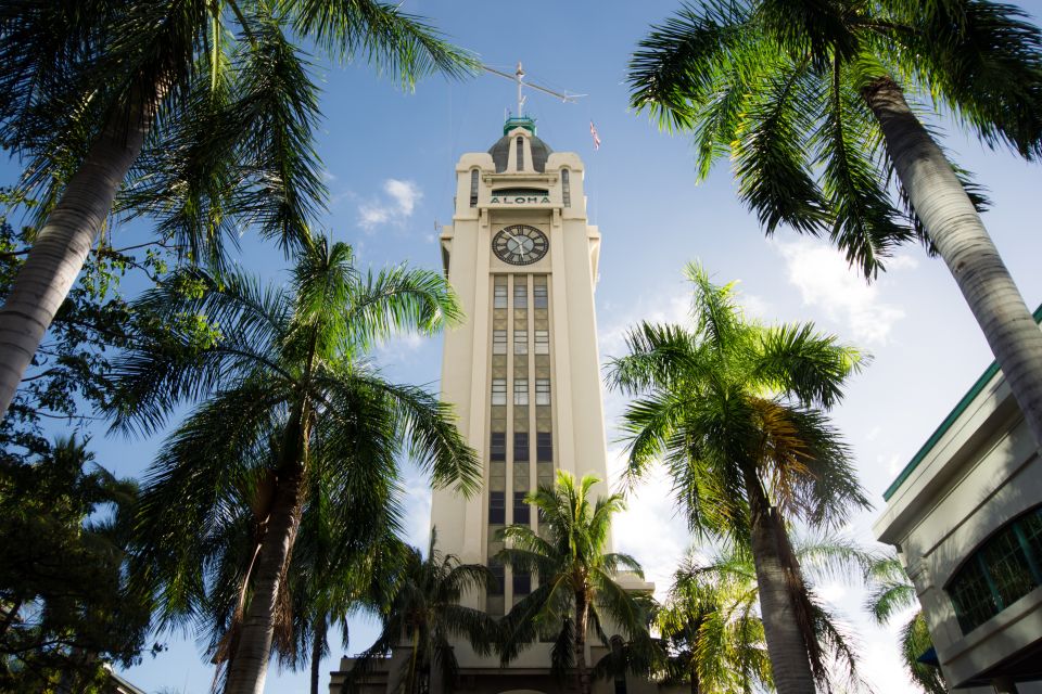 Oahu: Ka Moana Luau Dinner and Show at Aloha Tower - Inclusions