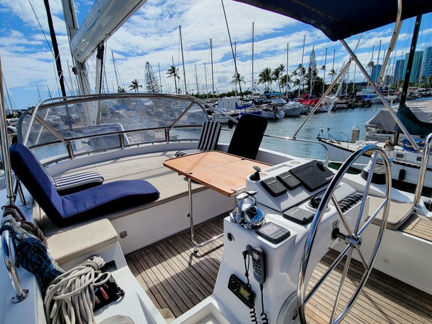 Oahu: Luxury 50 Catamaran Cruise With Snorkeling and Sunset - Key Points