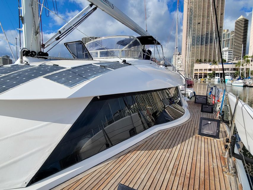 Oahu: Luxury 50 Catamaran Cruise With Snorkeling and Sunset - Recap