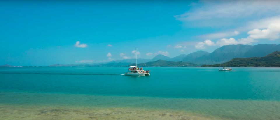 Oahu: Molii Fishpond and Kaneohe Bay Catamaran Tour - Key Points