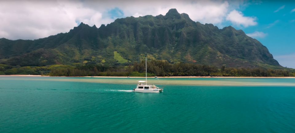 Oahu: Molii Fishpond and Kaneohe Bay Catamaran Tour - Tour Inclusions