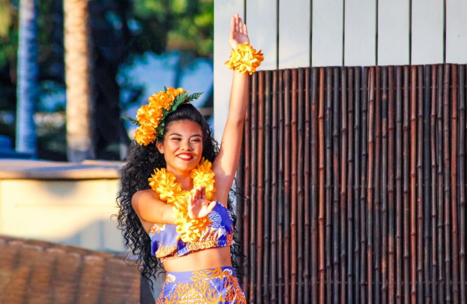 Oahu: Oceanfront Luau at the Waikiki Aquarium - Admission & Accessibility