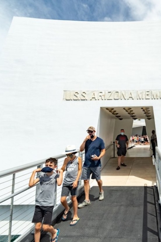 Oahu: Pearl Harbor Battleship & Helicopter Tour - Inclusions