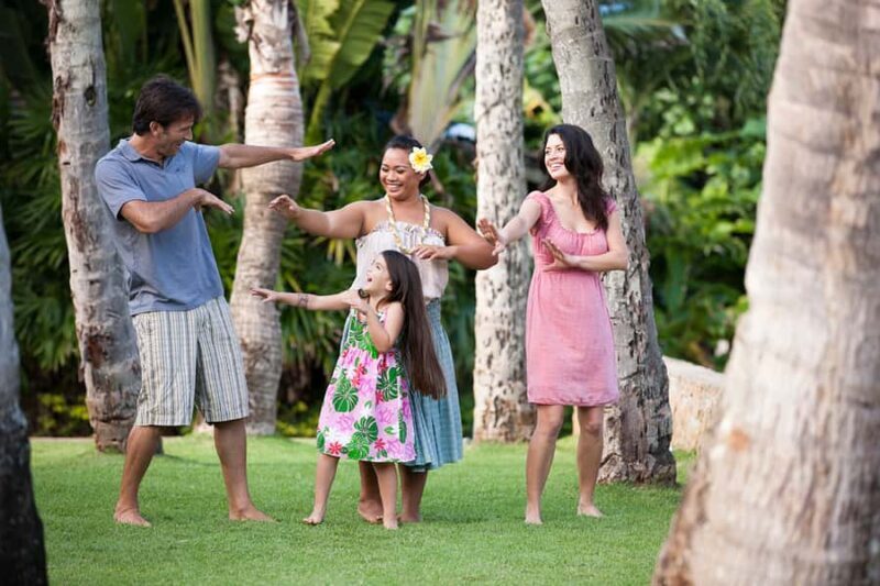 Oahu: Polynesian Cultural Center Entry & Show with Buffet - Who Should Consider This Experience?