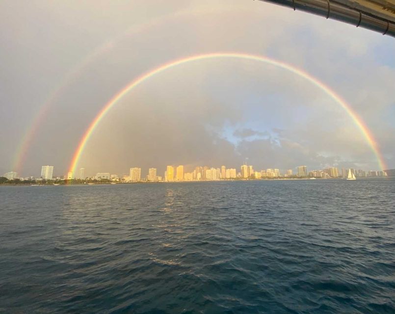 Oahu: Sunset Sailing in Small Intimate Groups - Location and Booking