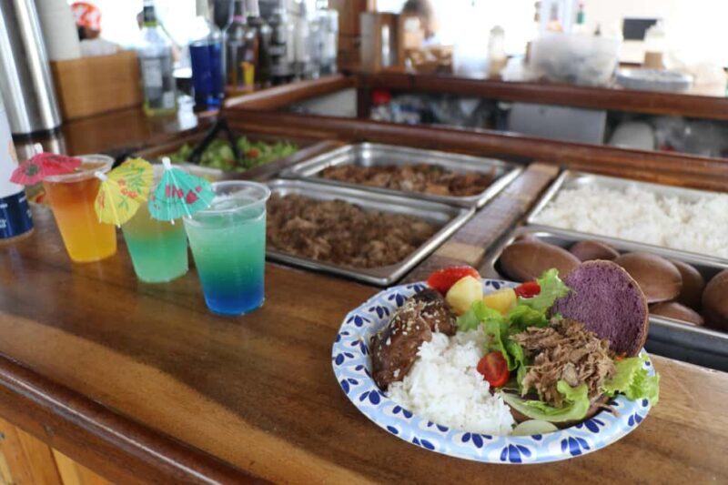 Oahu: Sunset Snorkeling, Dolphin Watch Cruise, Hawaiian meal - The Snorkeling Adventure