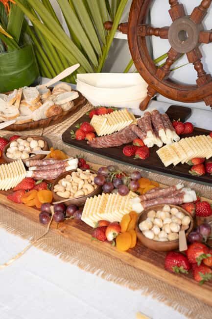 Oahu: Waikiki Sunset Cruise With Live Music Entertainment - The Sum Up