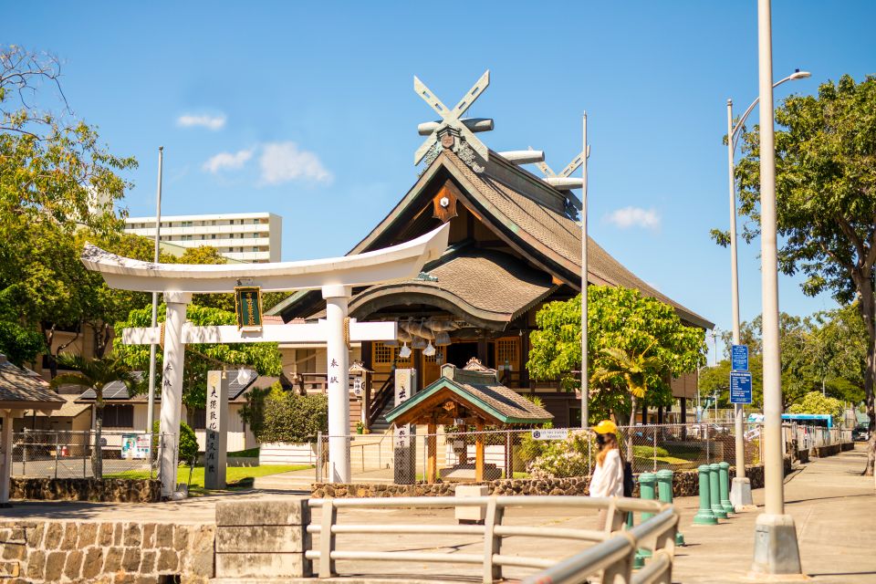 Oahu: Waikiki Trolley Hop-on Hop-off All-Line Pass - Exploring Honolulus Top Attractions