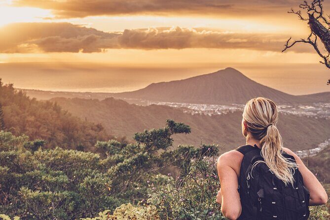 Oahu's iconic hikes - Kuliouou with photography - FAQ