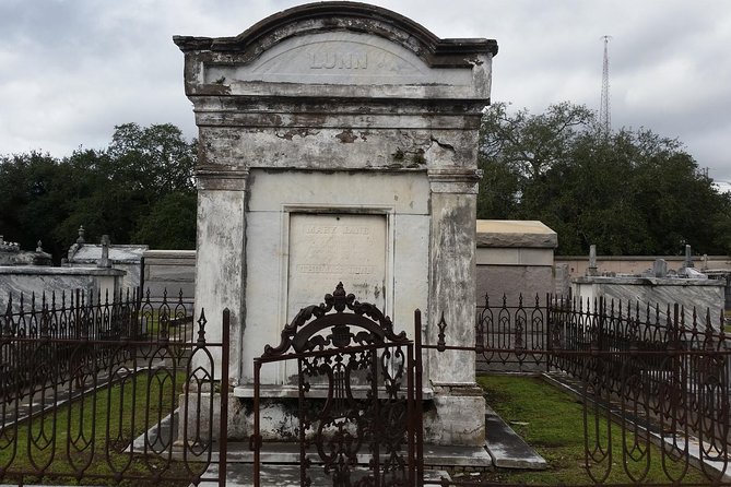Oak Alley Plantation and New Orleans City Tour - Inclusions and Amenities