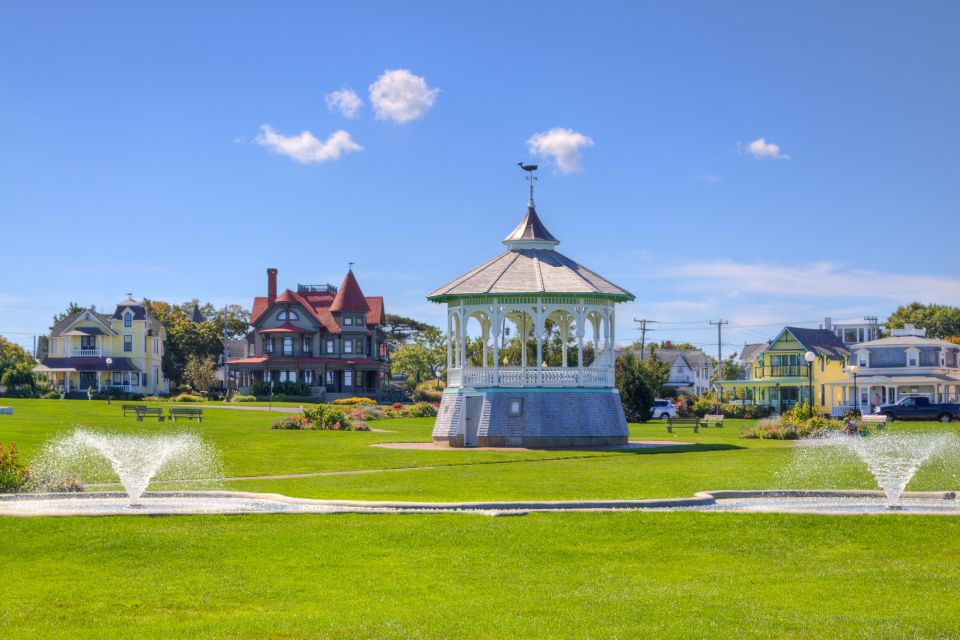 Oak Bluffs: Marthas Vineyard Scavenger Hunt Experience - Key Points