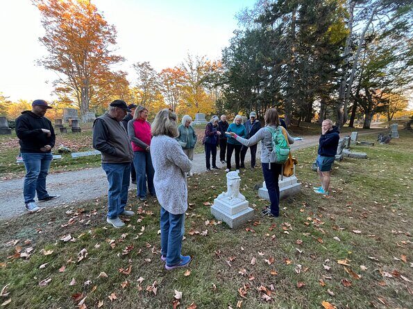 Oak Grove Cemetery Walking Tour - Who Should Take This Tour?