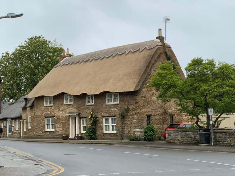 Oakham: Guided Walking Tour - The Experience in Context