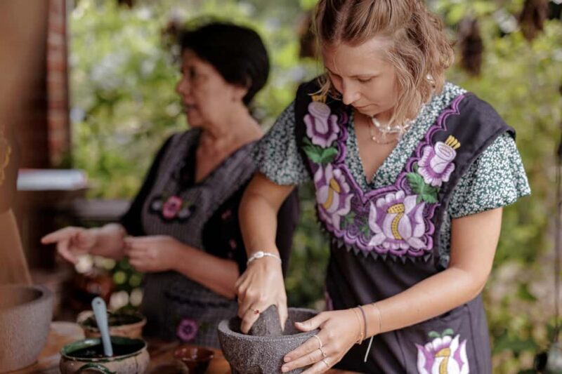 Oaxaca de Juarez: Traditional Oaxacan Cooking Class - The Value of the Experience