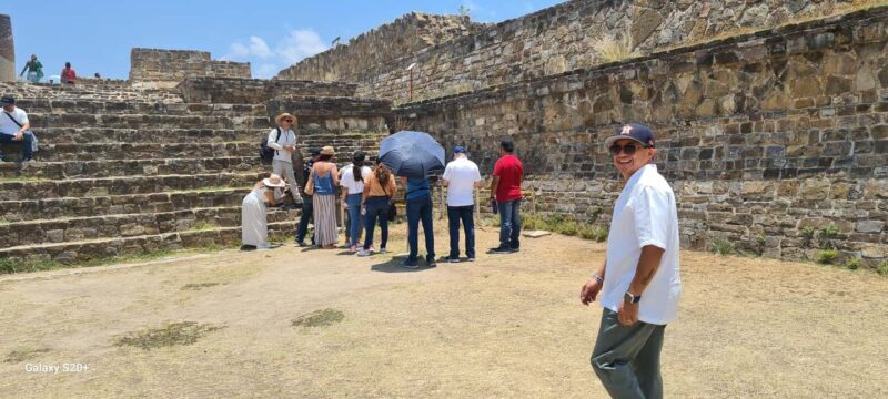 Oaxaca: Discover Monte Albán and the markets of Oaxaca - Key Points