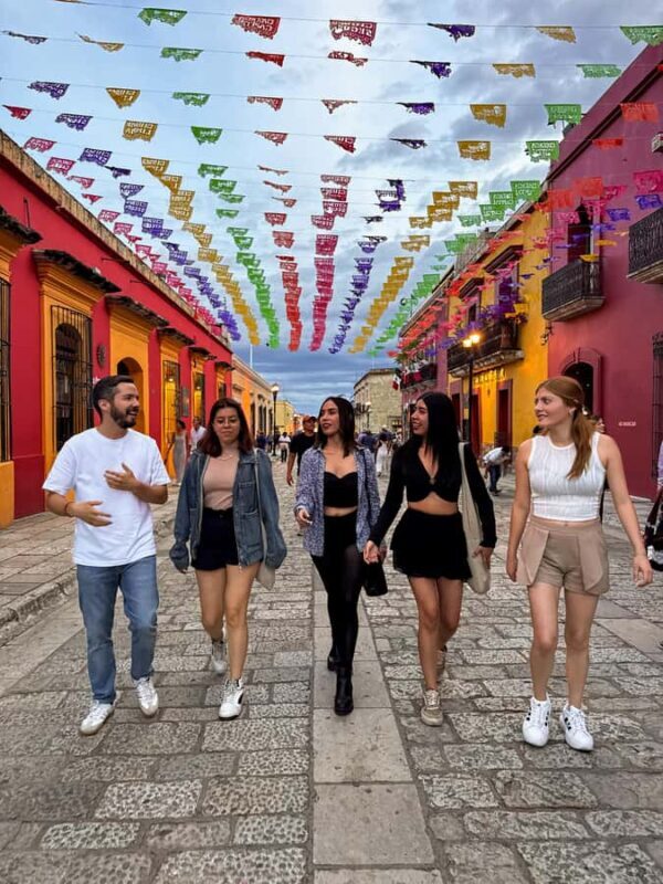 Oaxaca: First Day in Oaxaca  Walk with Your Personal Guide - Key Points