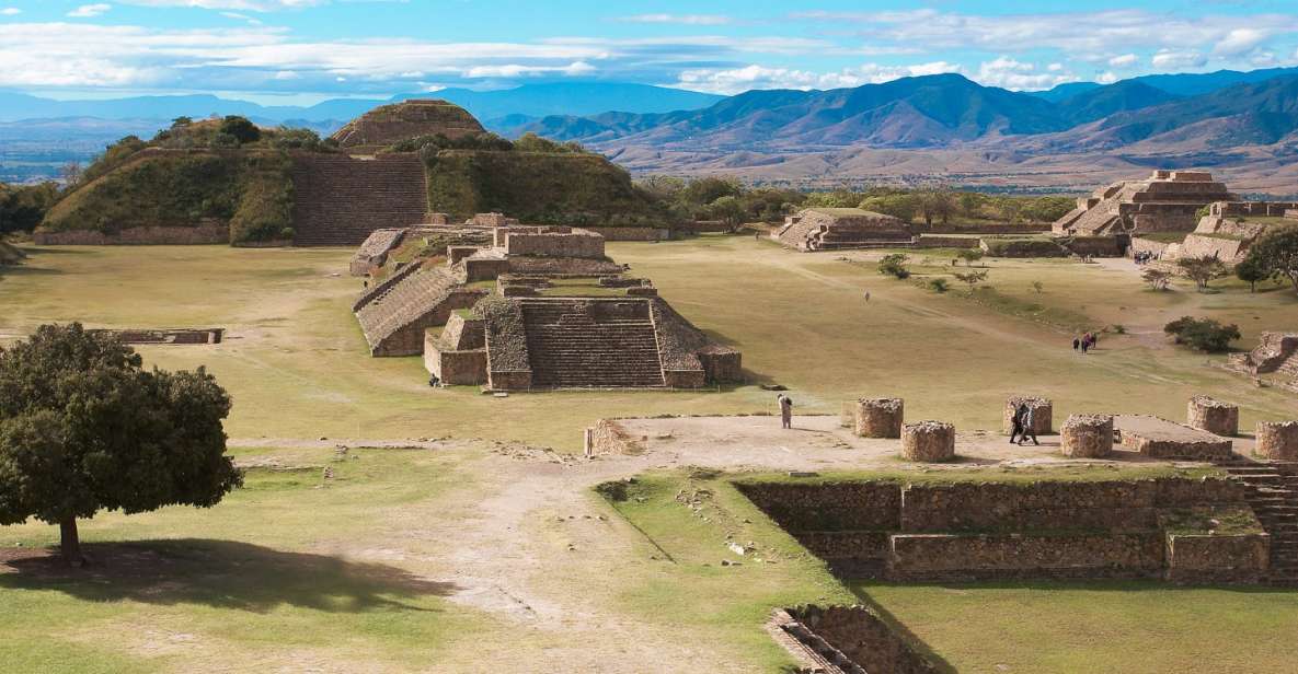 Oaxaca: Guided Archaeological Tour of Monte Alban - Breathtaking Views of Oaxaca Valley