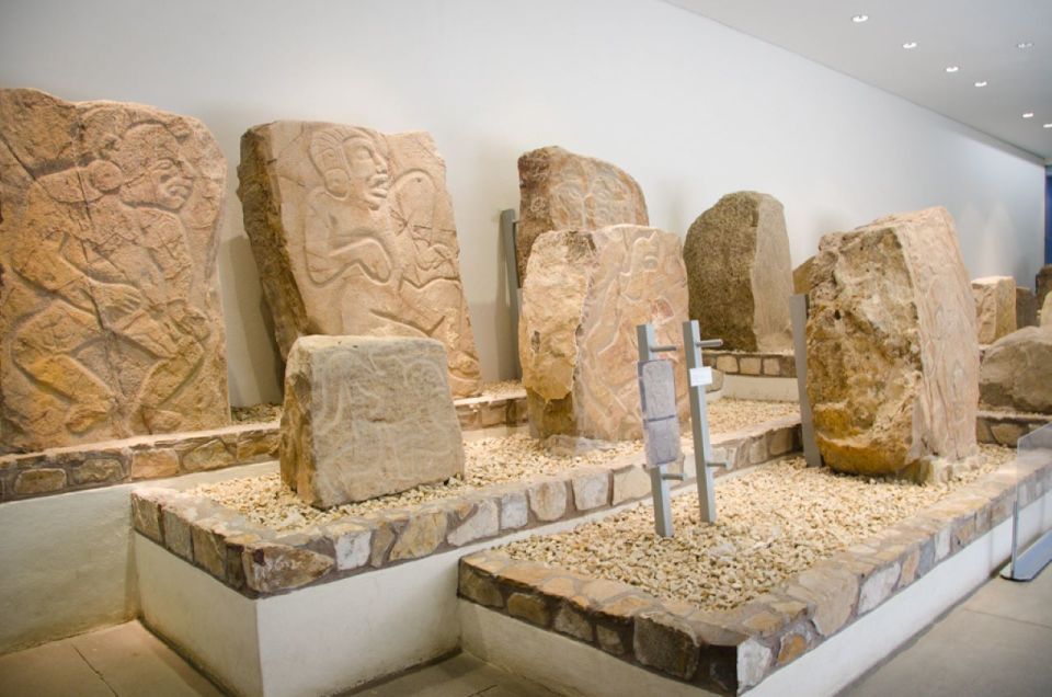 Oaxaca: Guided Archaeological Tour of Monte Alban - Restrictions and Recommendations