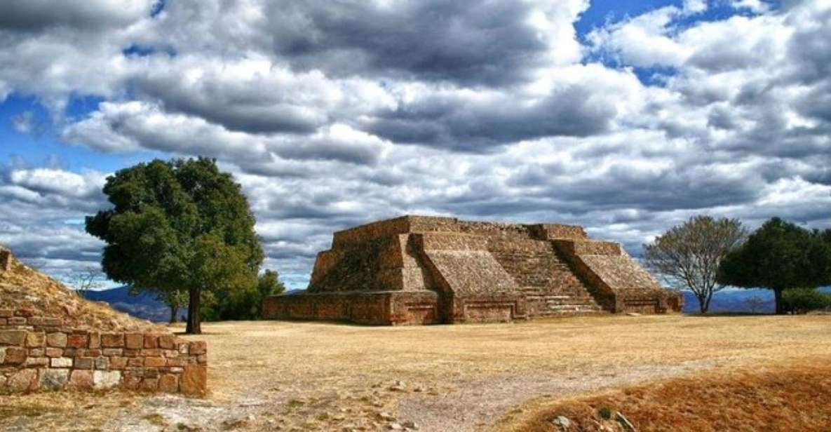 Oaxaca: Monte Alban & Atzompa Private Tour - Included in the Tour