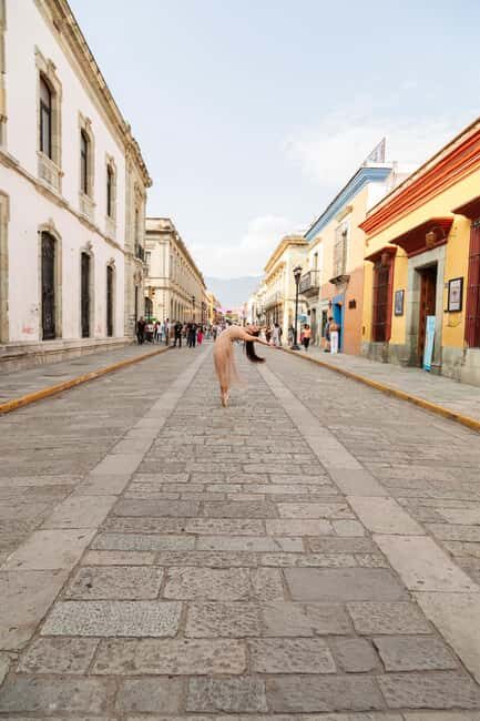 Oaxaca: Photography Shoot with Ballerina and Guide - A Close Look at the Experience