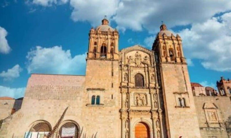 Oaxaca: Private City Tour with Local Food Buffet - Key Points