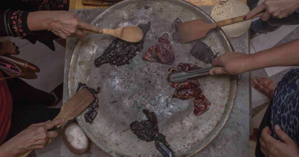 Oaxaca: Traditional Oaxacan Food Cooking Class - Inclusions