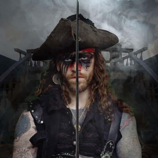 OBX Ghost Tours: Lighthouse Wraiths & Dune Shadows - An In-Depth Look at OBX Ghost Tours