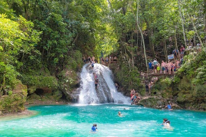 Ocho Rios: Amazing Blue Hole and Chill at Reggae Hill - An In-Depth Look at the Tour Experience