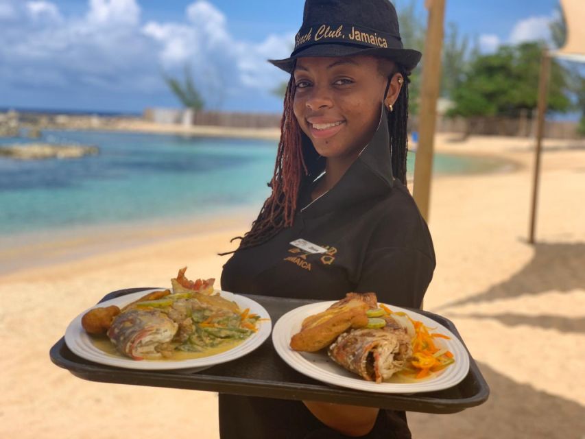 Ocho Rios: Bamboo Beach Club VIP Pass With Lunch and Drinks - Lunch and Cocktails