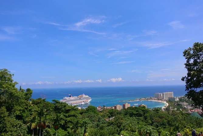 Ocho Rios Beach and Highlight Tour From Ocho Rios Port - Beach Visit Included