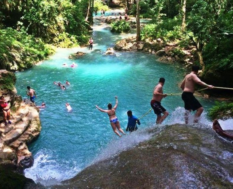 Ocho Rios: Blue Hole, Dunn's River & Reggae Hill Guided Tour - Relaxing at Reggae Hill