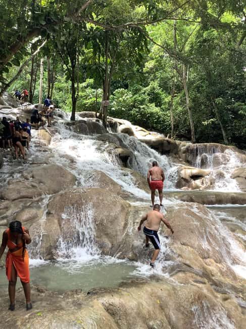 Ocho Rios: Dunn's River Falls Tour and Shopping - Key Points