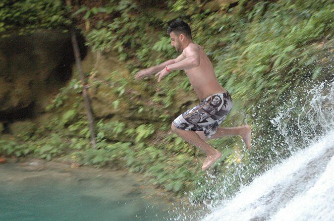 Ocho Rios Highlight Tour Including Dunn's River Falls - Authentic Review Insights