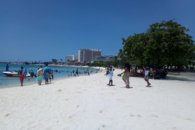 Ocho Rios Sightseeing, Shopping & Evitas Jam-Italian Lunch - Included Experiences