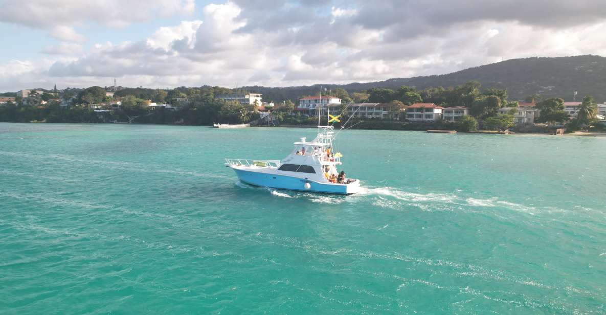 Ocho Rios Yacht Charter - 4HOUR Cruise With Refreshments - Key Points